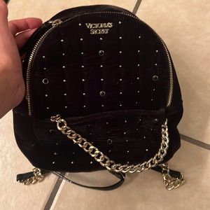 Used twice Victorias’s secret mini velvet backpack